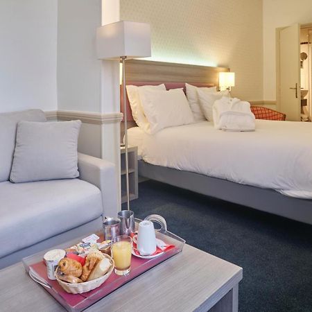 Hotel Poussin Paris Dış mekan fotoğraf