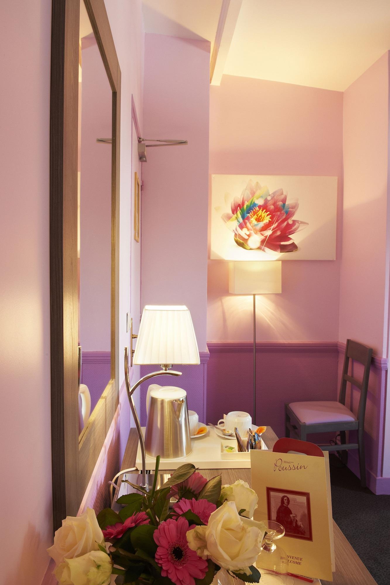 Hotel Poussin Paris Dış mekan fotoğraf