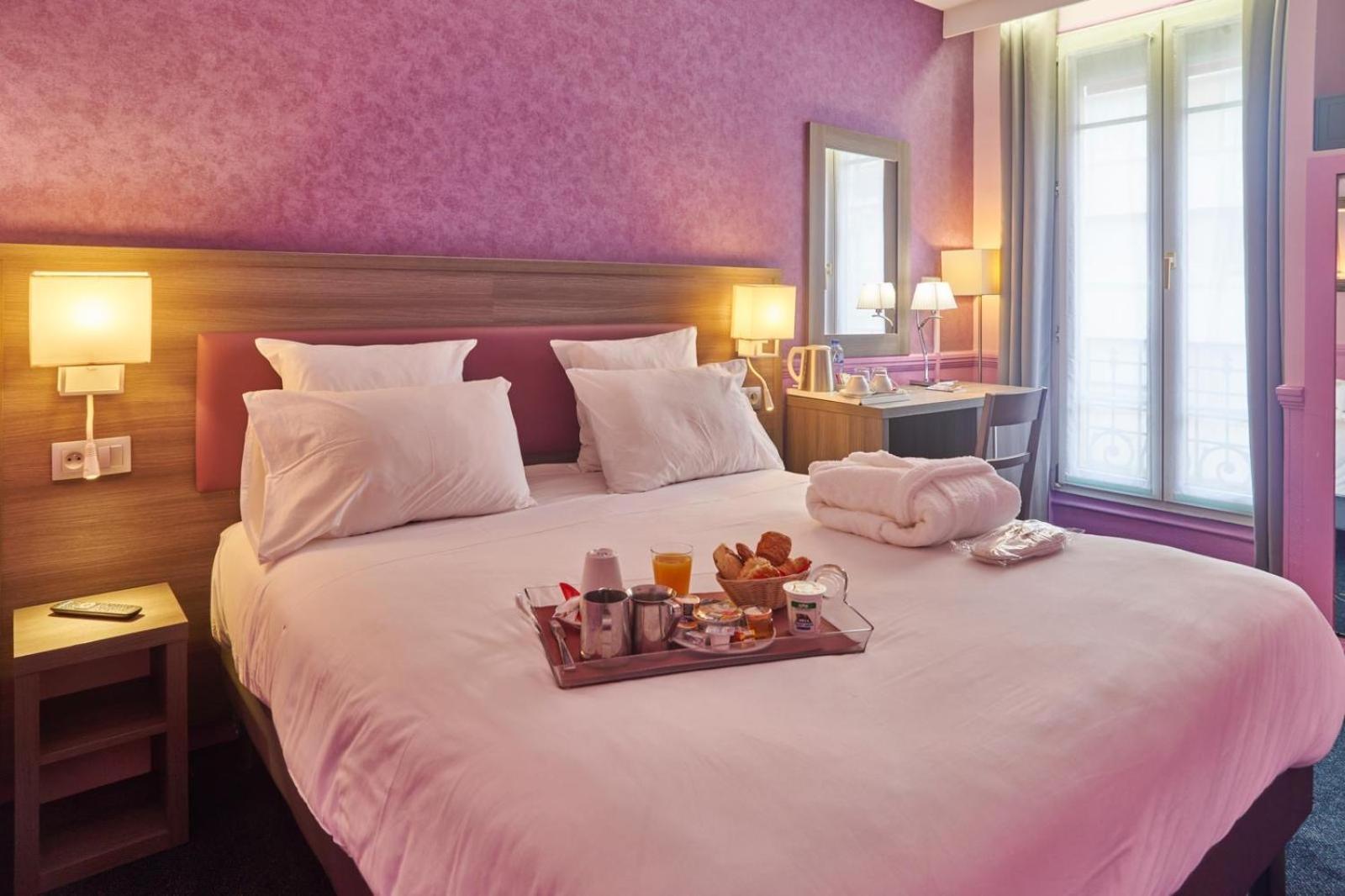 Hotel Poussin Paris Dış mekan fotoğraf