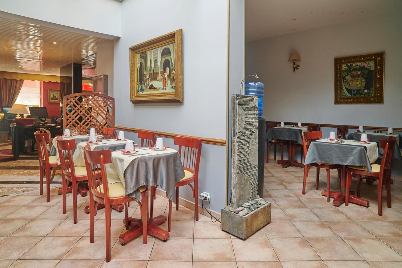 Hotel Poussin Paris Dış mekan fotoğraf