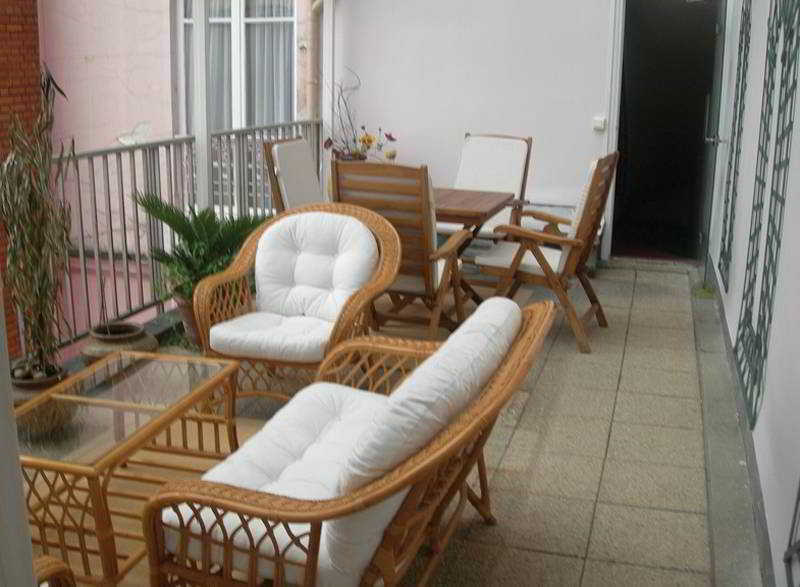 Hotel Poussin Paris Dış mekan fotoğraf