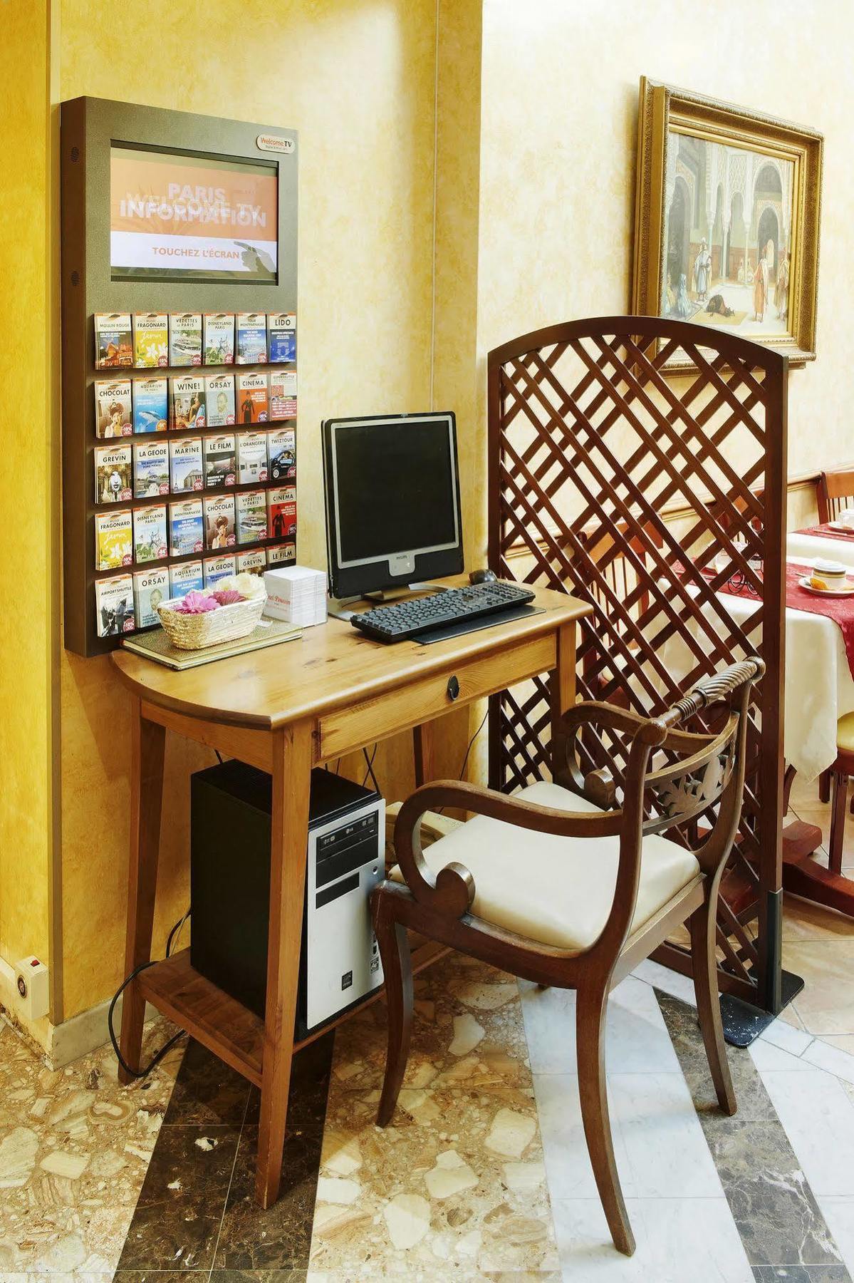 Hotel Poussin Paris Dış mekan fotoğraf
