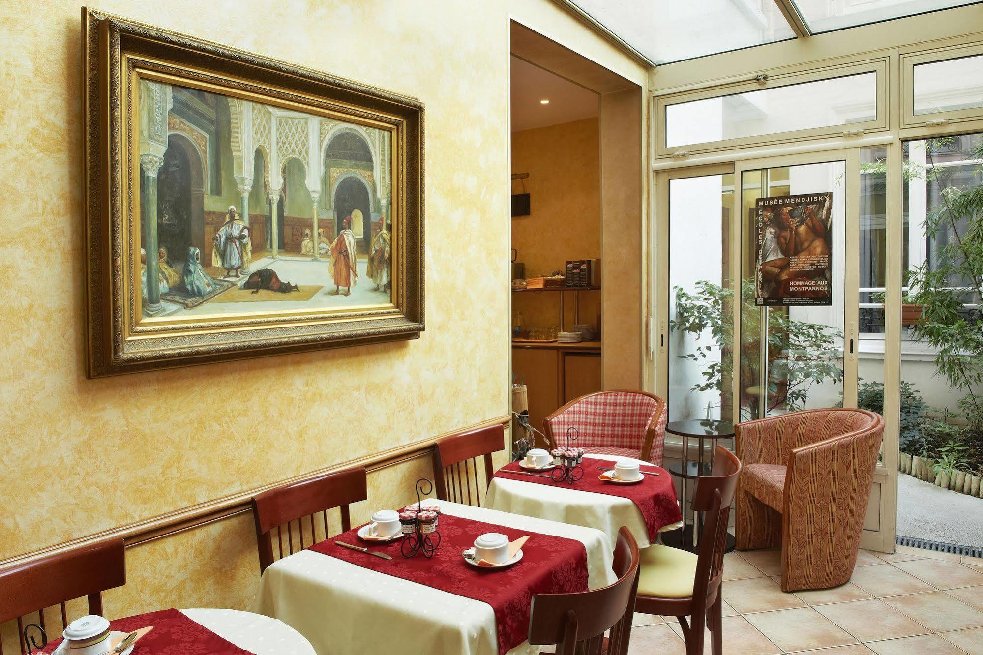 Hotel Poussin Paris Dış mekan fotoğraf